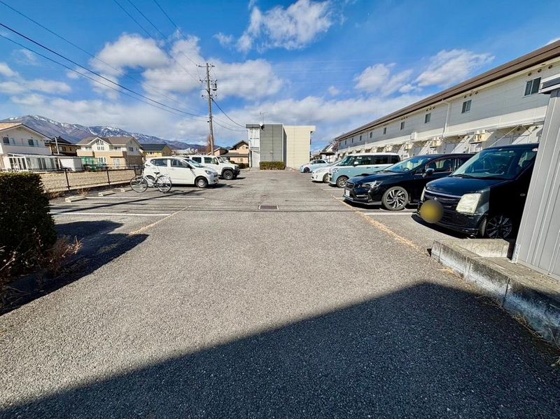 leopalace La・Teeda Parking lot