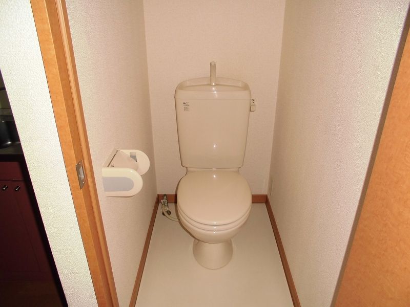 レオパレス椿舘 トイレ