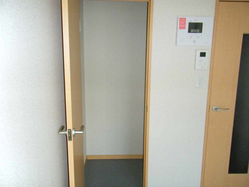 レオパレス常盤 収納