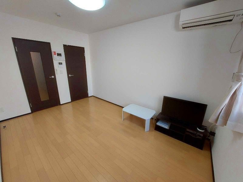 CLEINO MIKI Nishi Shinjuku Living room