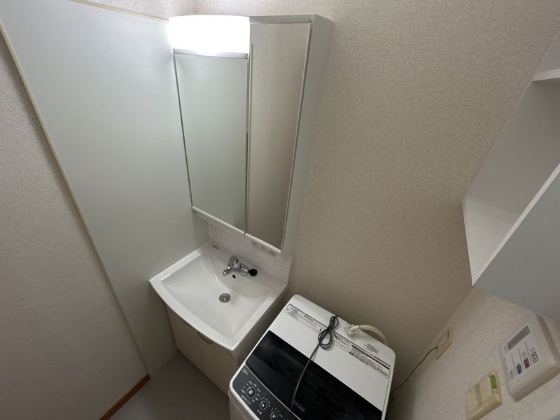レオパレスサンシャイン 洗面台