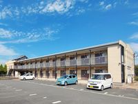 レオパレス粟野名 外観