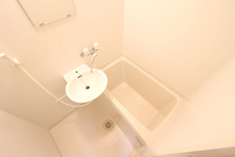 レオパレスリバービレッジ 風呂