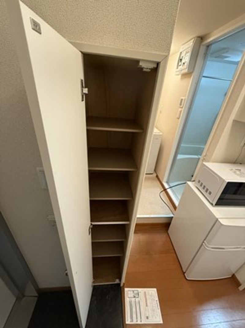 レオパレスＺＡＭＡ 収納