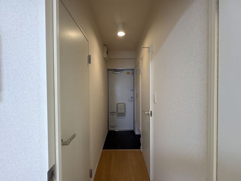 レオネクストＴＯＭＹ 玄関