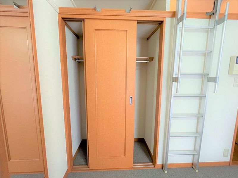レオパレス佐賀５ 収納