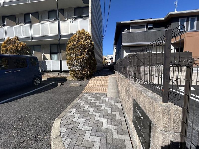 leopalace LOTUS A Entrance