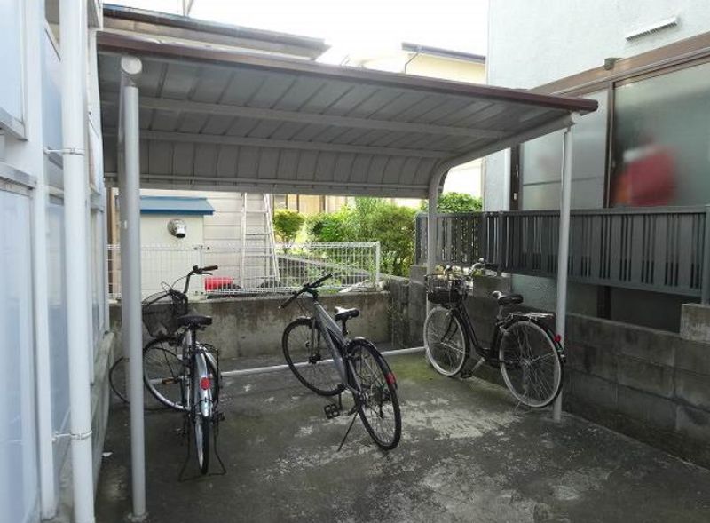 レオパレス文京 庭