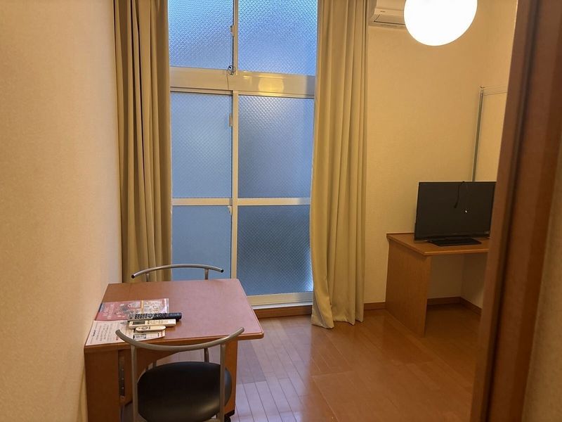 レオパレスおおすみ 居間