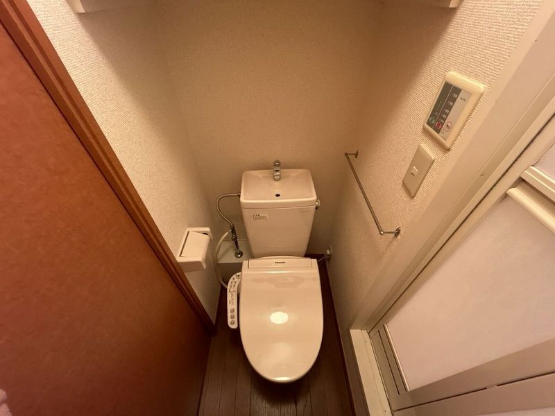 レオパレスサンシャイン トイレ