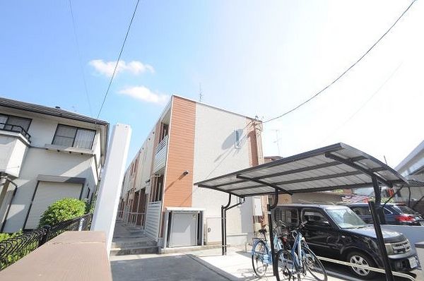 LEONEXT Avenir exterior