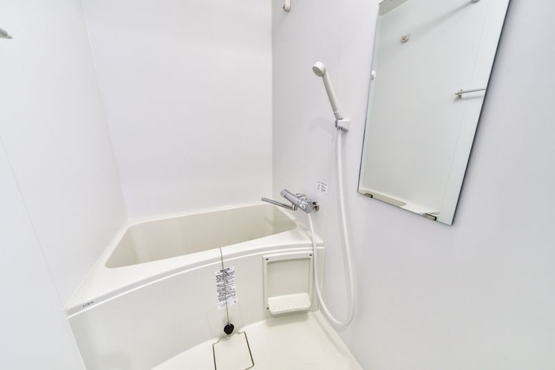 ArLk Muroka Bathroom