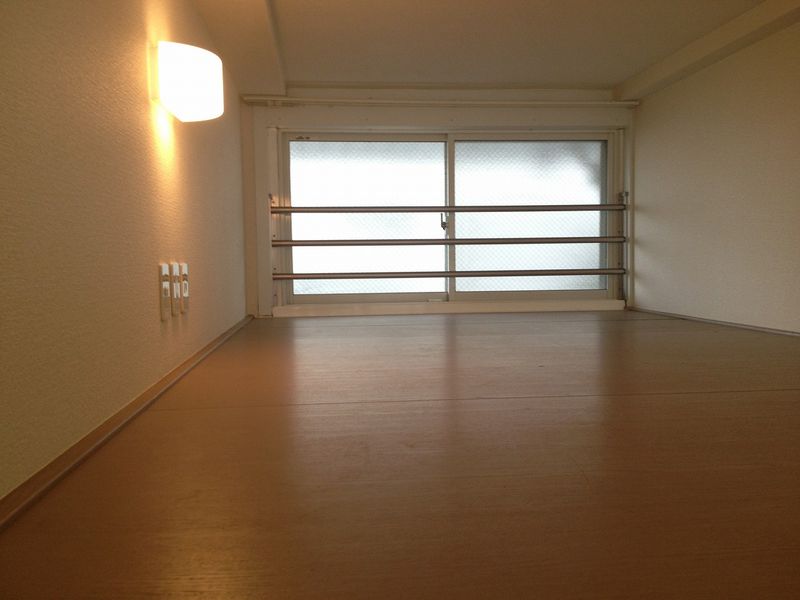 レオパレスルミエール 収納