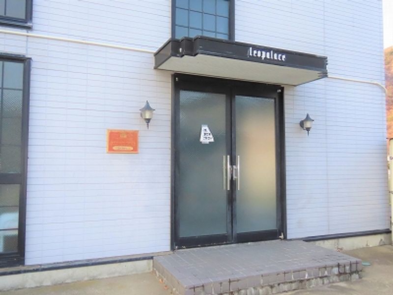 レオパレスコンフォール エントランス