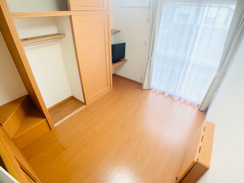 レオパレスフロンティア 収納