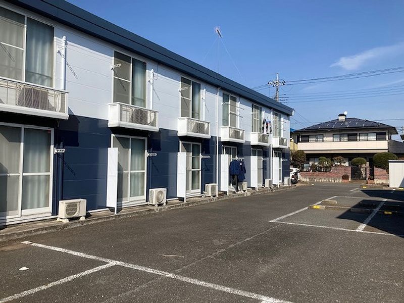 レオパレス歩 駐車場