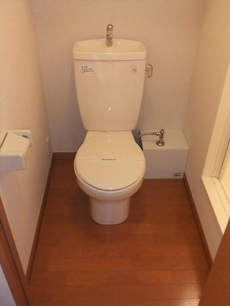 レオパレスティエラ　Ⅰ トイレ