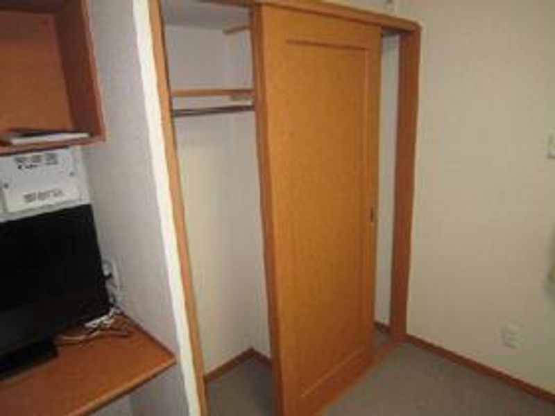 レオパレスアビテＴＡＧＯ 収納