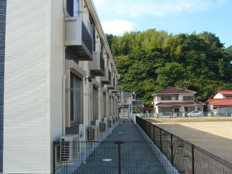 レオネクストナガオⅡ バルコニー