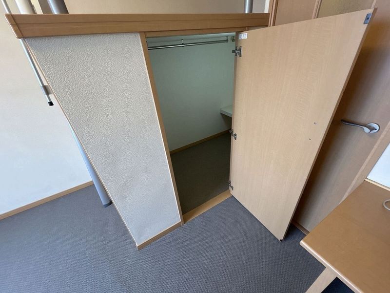 レオパレス嵯峨野 収納