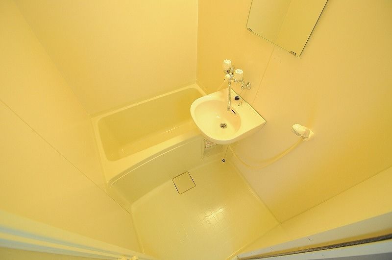 レオパレス森岡 風呂