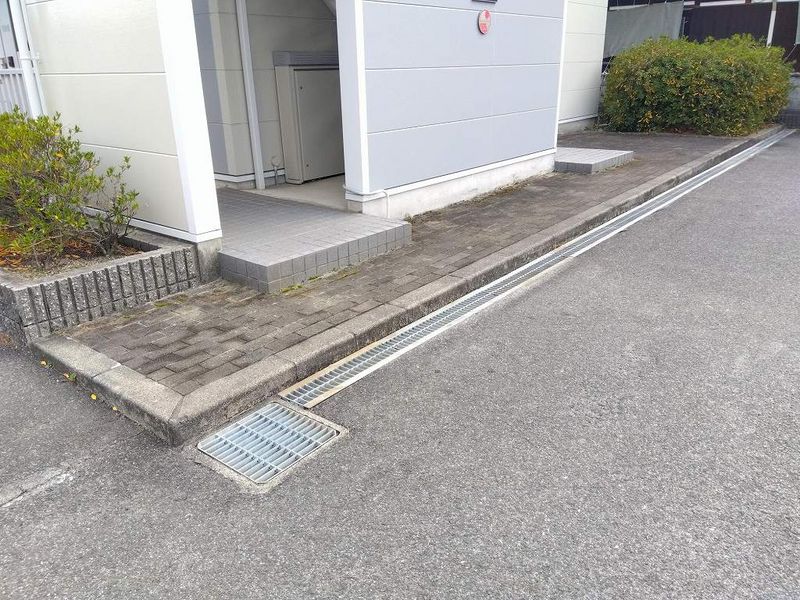 レオパレスＧｒｏｏｖｅｒ エントランス