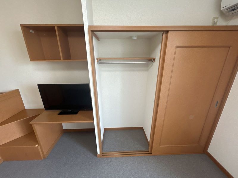 レオパレスアルコバレーノⅡ 収納