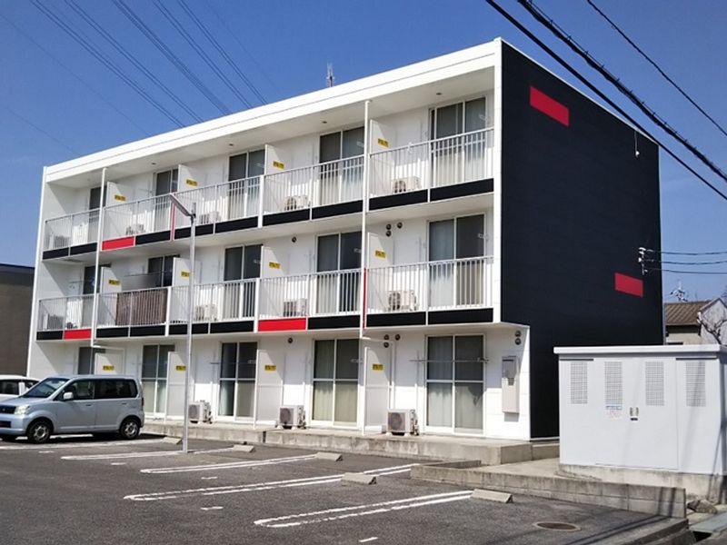 レオパレス浜野一丁目 駐車場