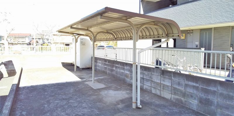 レオパレスシャルム 共用部分