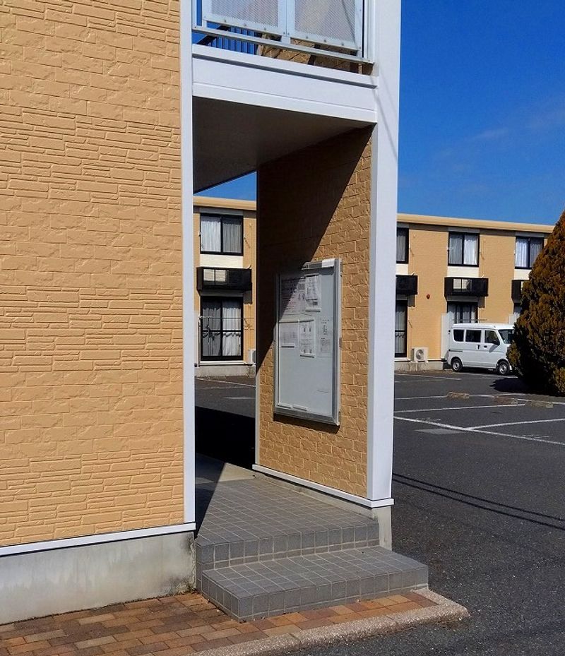 レオパレス桜Ⅱ エントランス