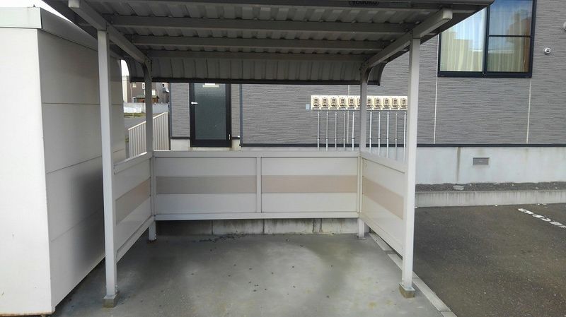 レオパレスプレミール 共用部分