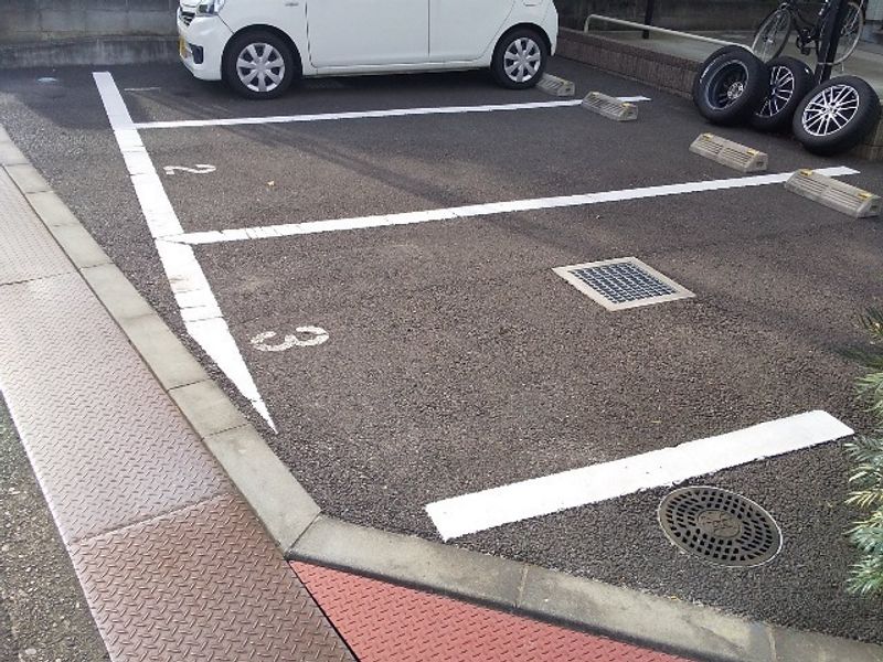 クレイノエスポワール町田 駐車場