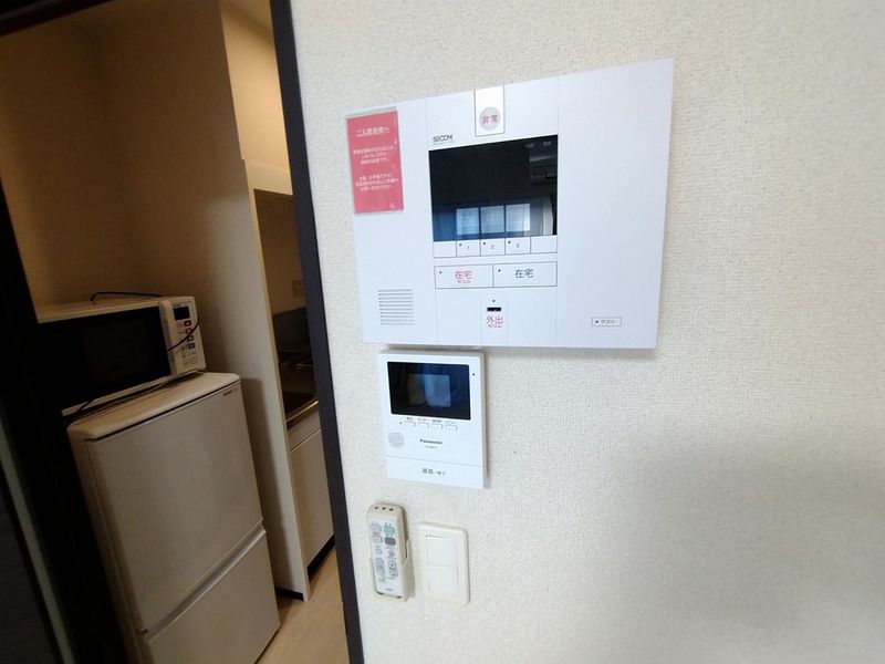 レオネクストシャーロット セキュリティ