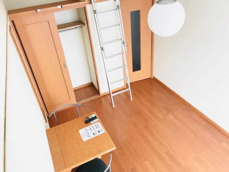 レオパレス入間グリーンヴィラ 居間