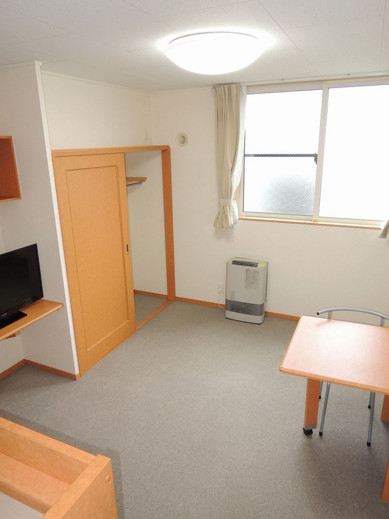 レオパレスコラール藤野 居間
