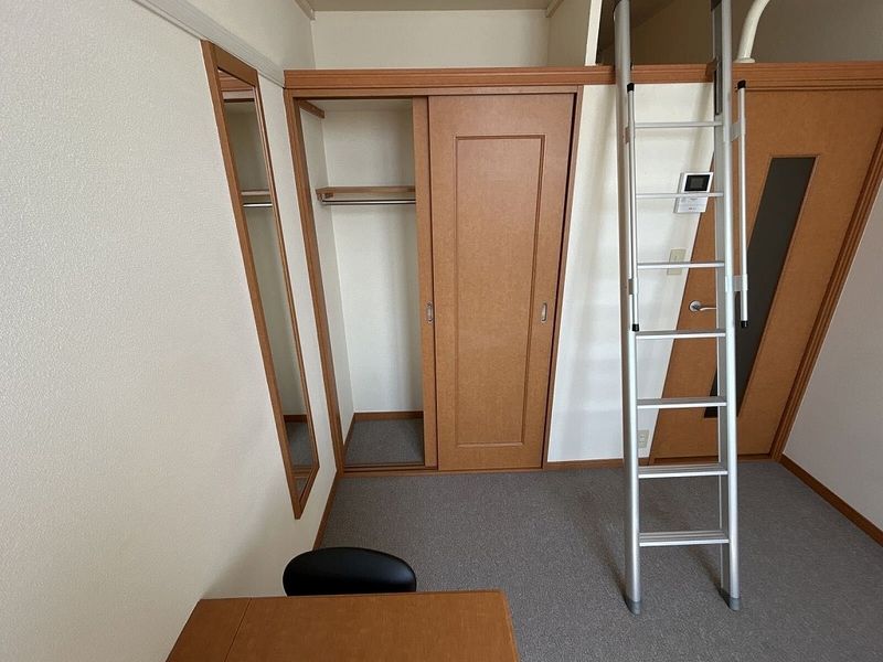 レオパレス柏座 収納