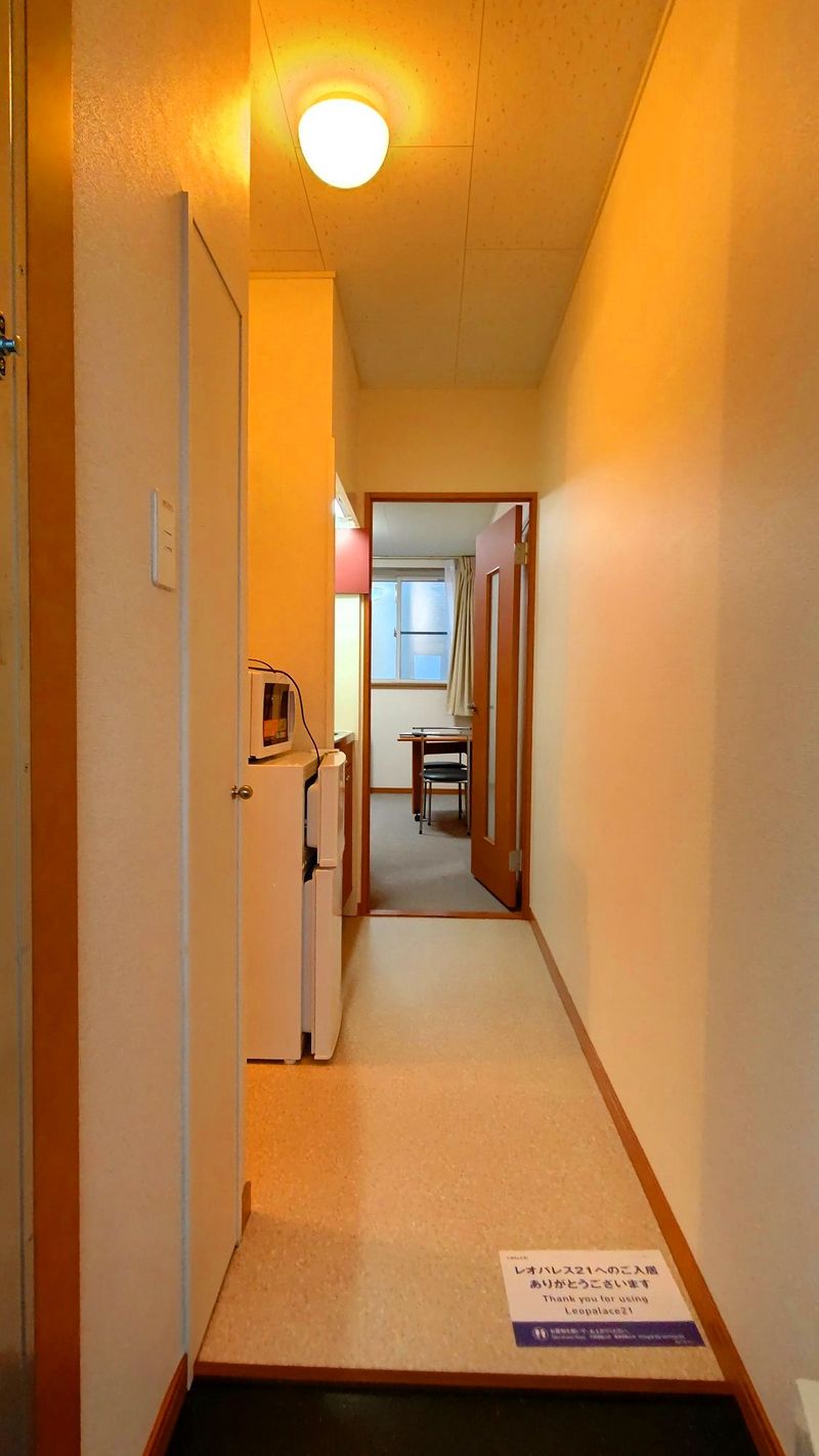 レオパレスヨーク高台Ⅲ 玄関