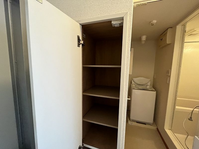 レオパレスあおぞら 収納