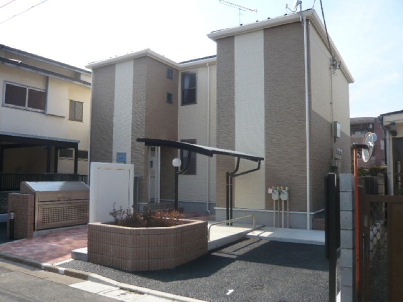 レオネクスト上鷺 外観