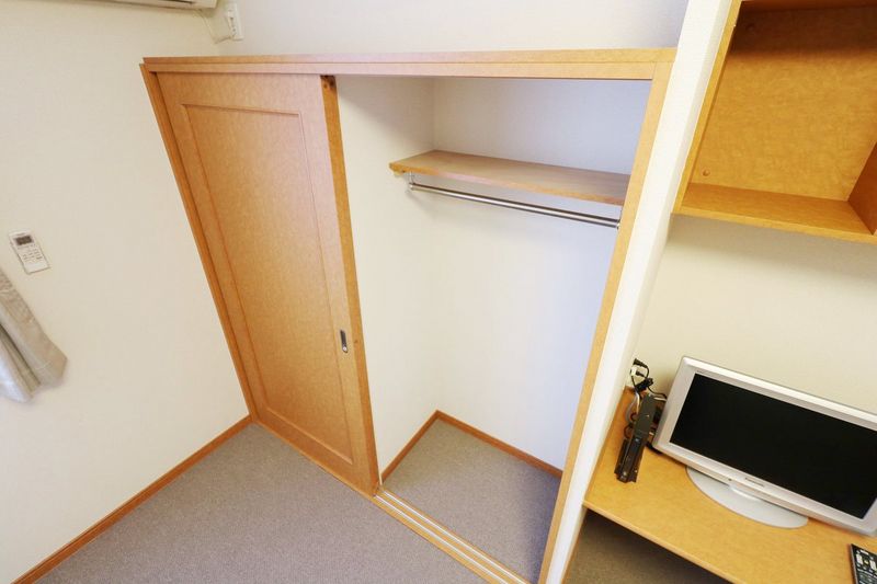 レオパレス白山荘 収納
