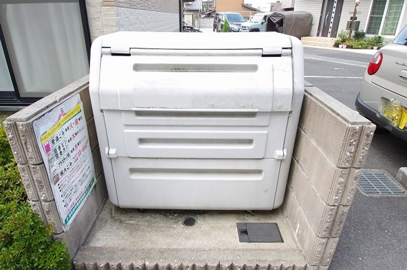 レオパレスアルデバラン 共用部分