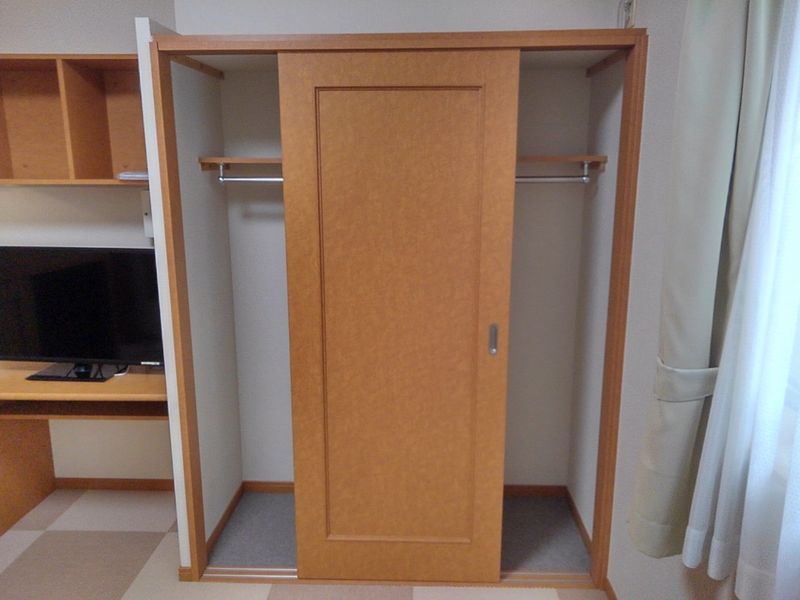 レオパレスネーブルⅡ 収納