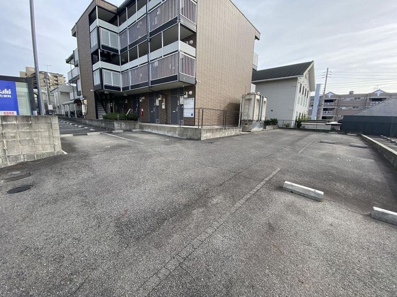 leopalace Inside G Bãi đỗ xe