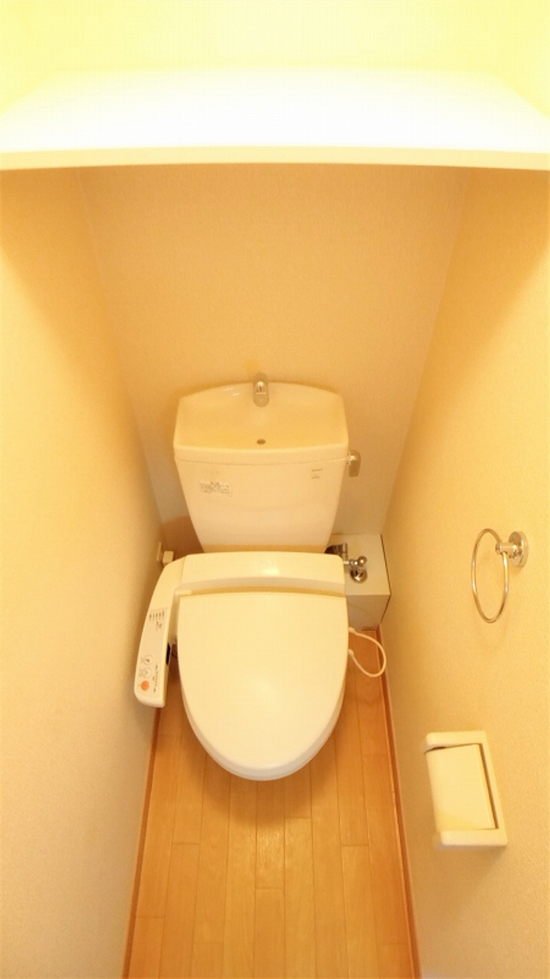 leopalace Refined Toilet