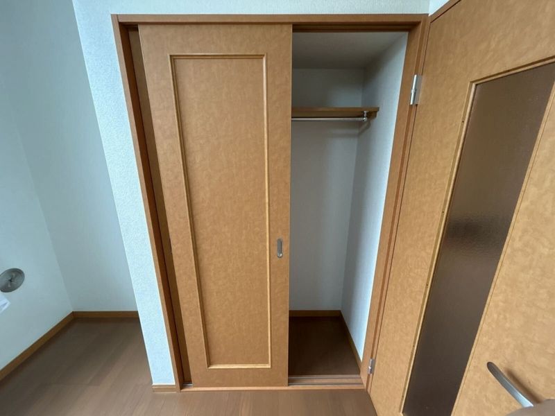 レオパレスネレイドⅢ 収納