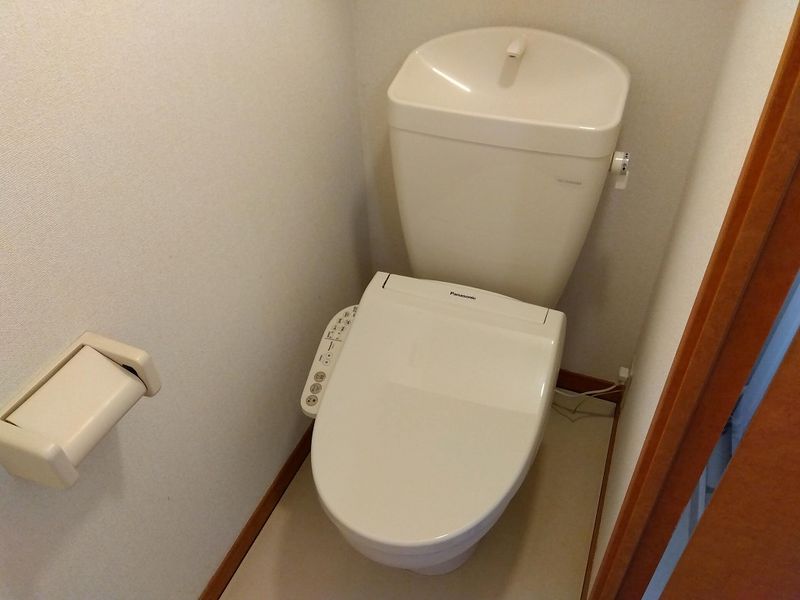 レオパレス桜坂 トイレ