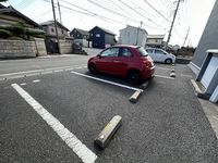 レオネクスト石橋 駐車場