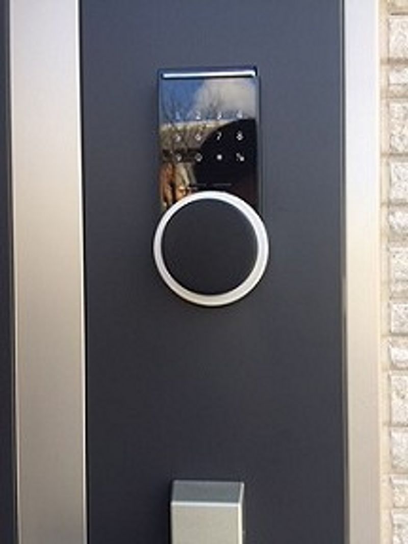 クレイノリュシアン 玄関