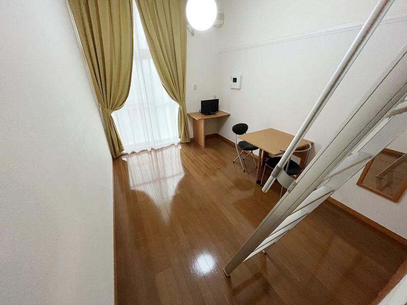 レオパレスＭｉｏ 居間