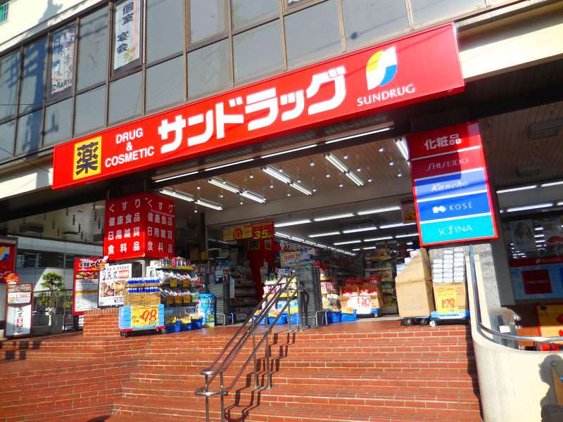 CLEINO Gracia 周边环境